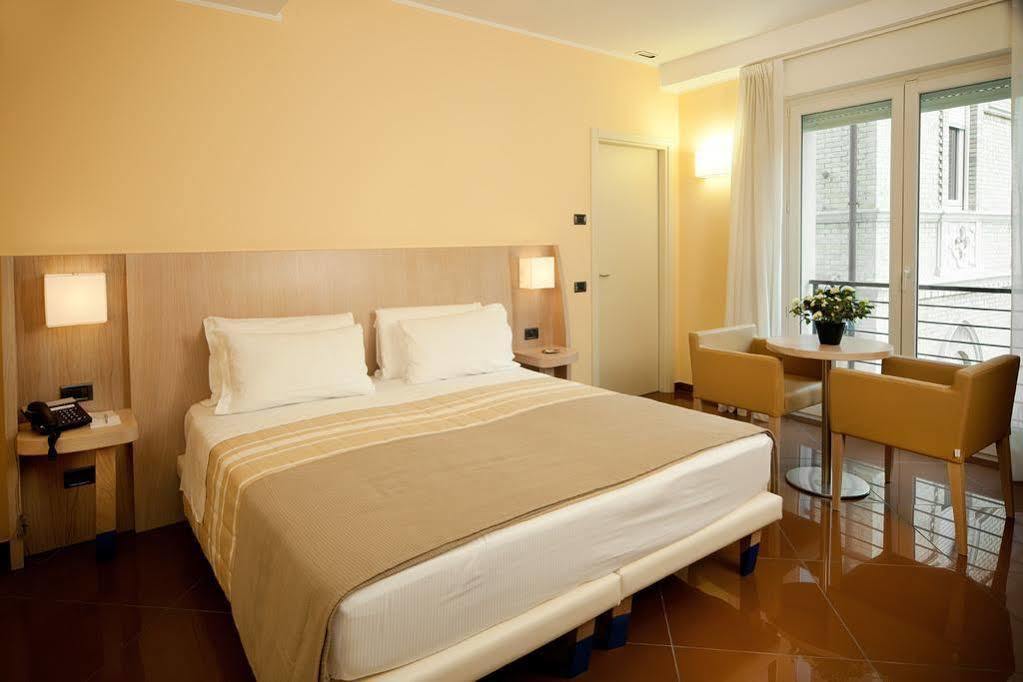 Chiaraluna 4* Civitanova Marche